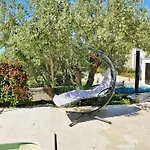 With Pool And Mesmerizing Sea View Villa *