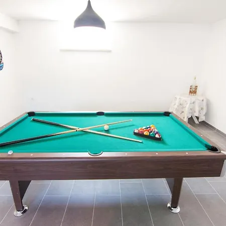 With Pool And Mesmerizing Sea View * Fazana